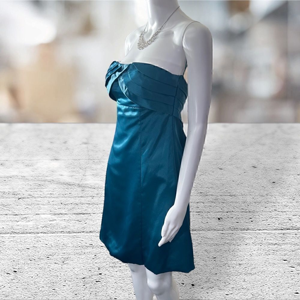 Jessica Simpson Strapless Ruffle Back Teal‎ Mini Dress - Picture 4 of 8